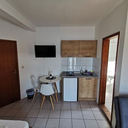 Apartmani Lezenic M Neum Exterior foto